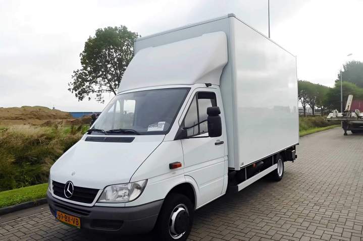 Location de véhicule pour déménagement Saint-Paul